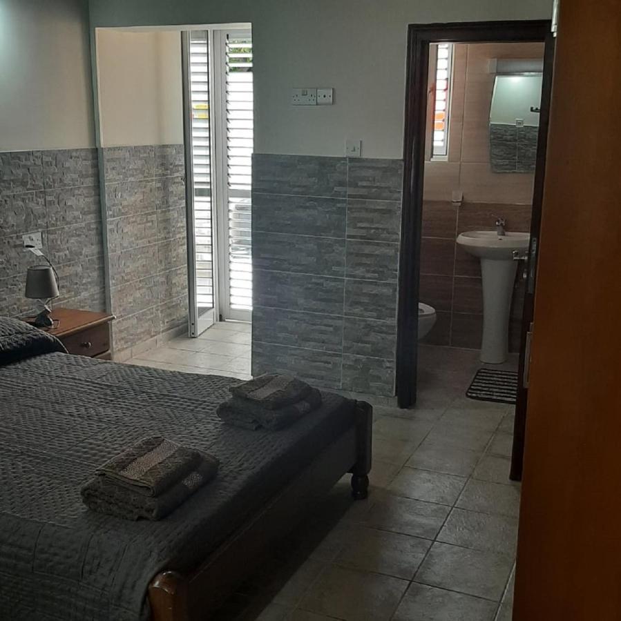 Haven House Villa Larnaca Bagian luar foto